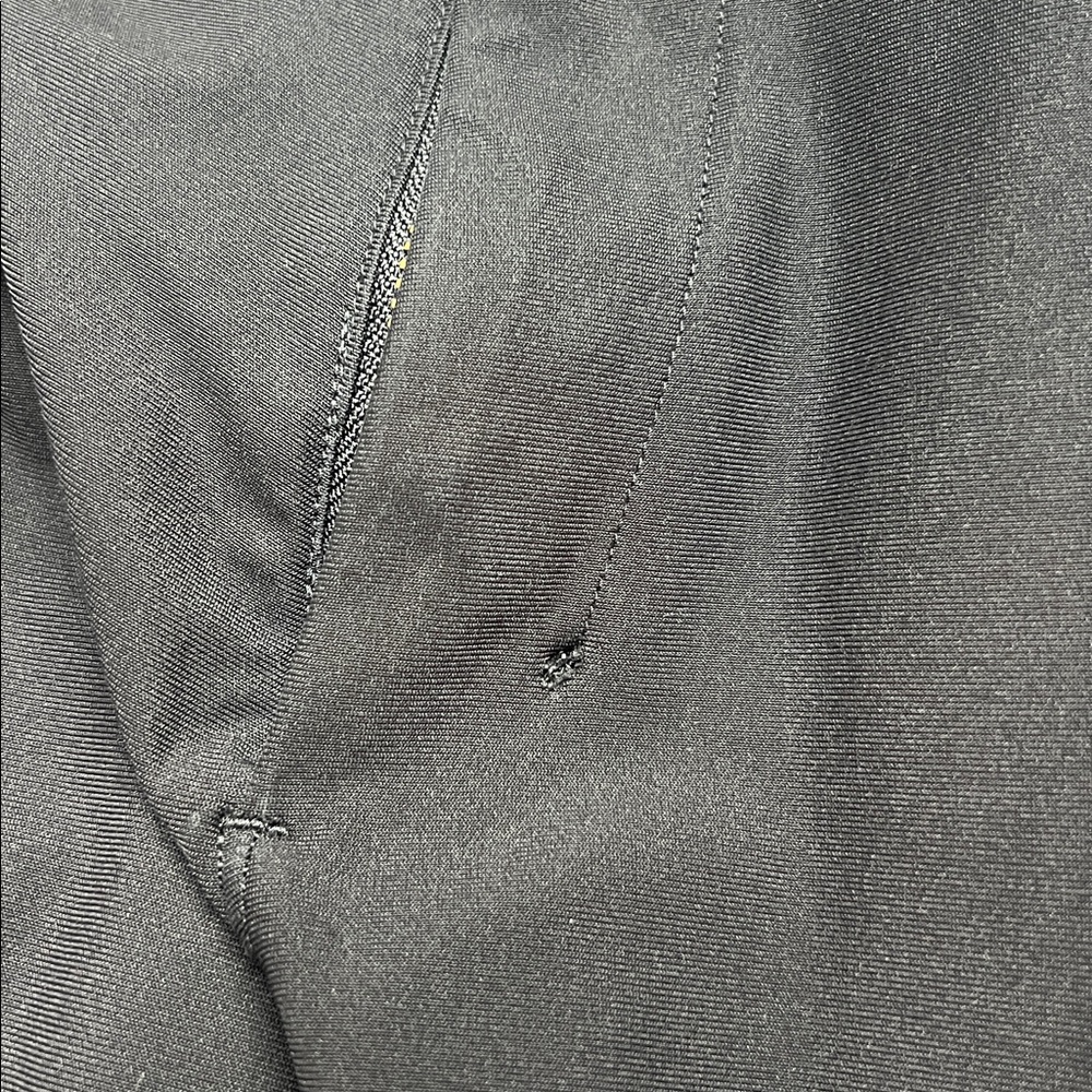 Men's Lululemon Commission Pant Classic Black Flawed 31x30 - Picture 9 of 9